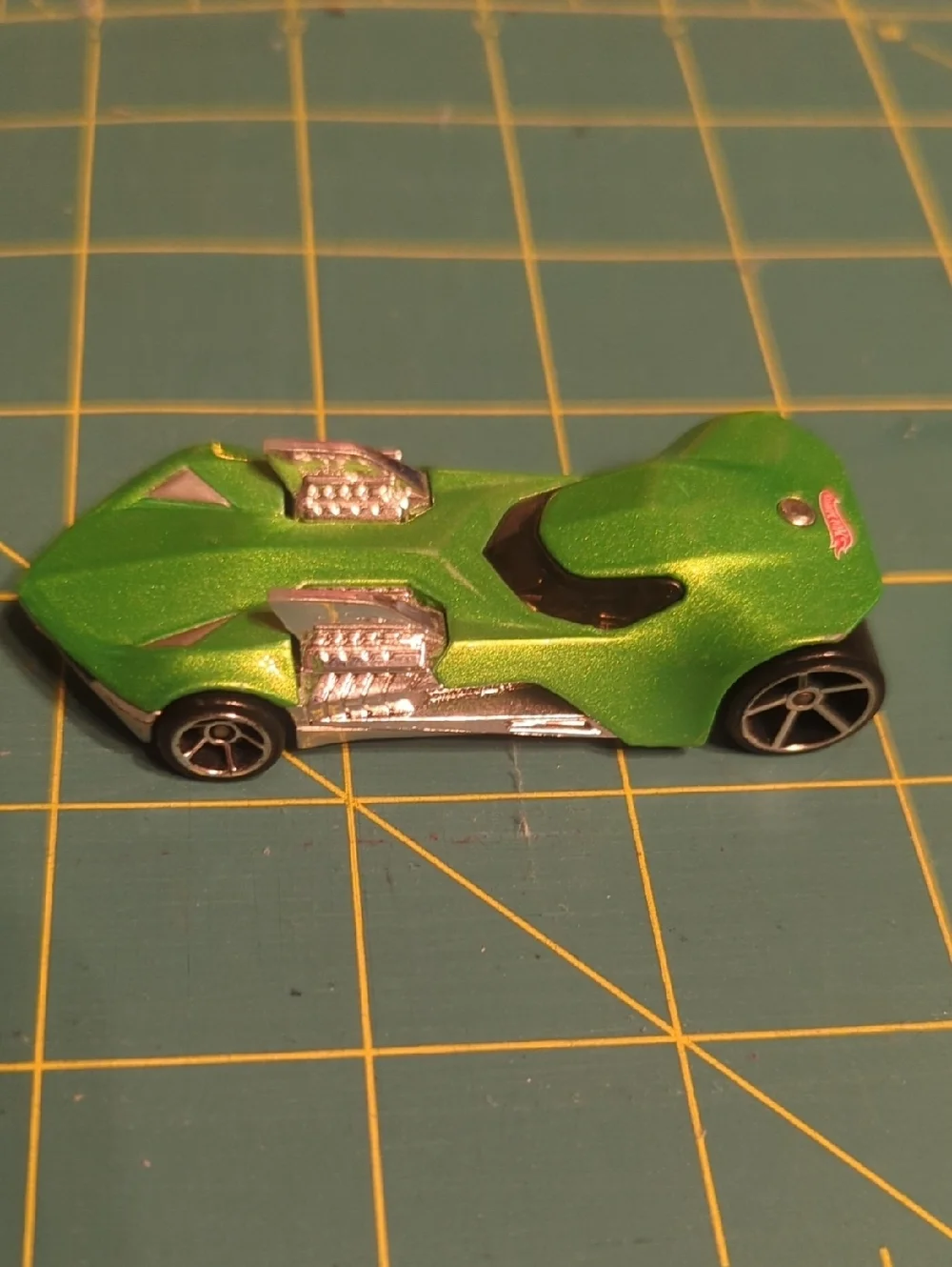 Hot Wheels Twin Mill III Metallic Green Streamline Race Car